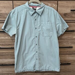 The North Face Short-Sleeve Button-Down Shirt Size Large Blue/Grey
